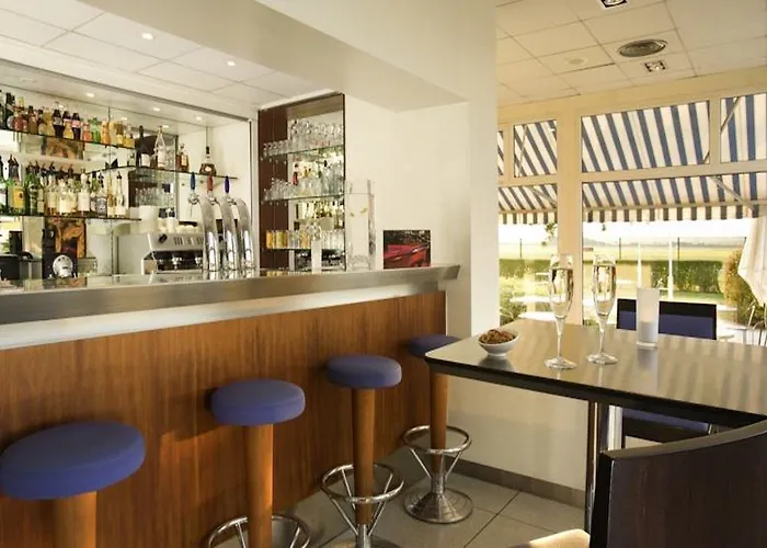 ホテル イビス スタイル ノール